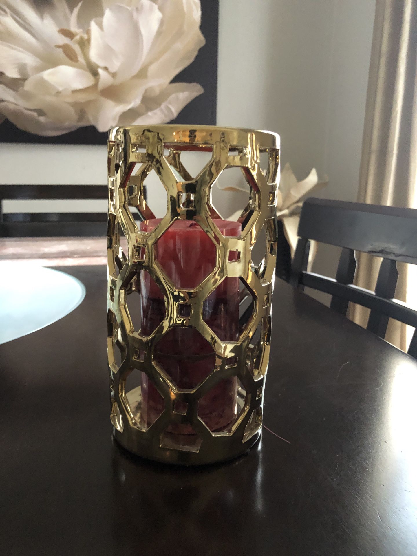 Gold candle holder