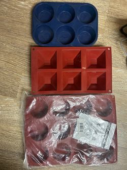 Silicon muffin tins