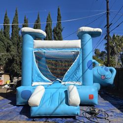 Blue Dog Jumper Bouncy House