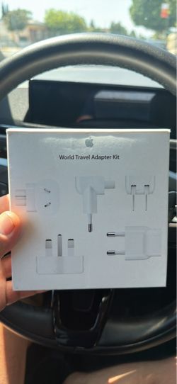 Apple World Travel Adapter Kit