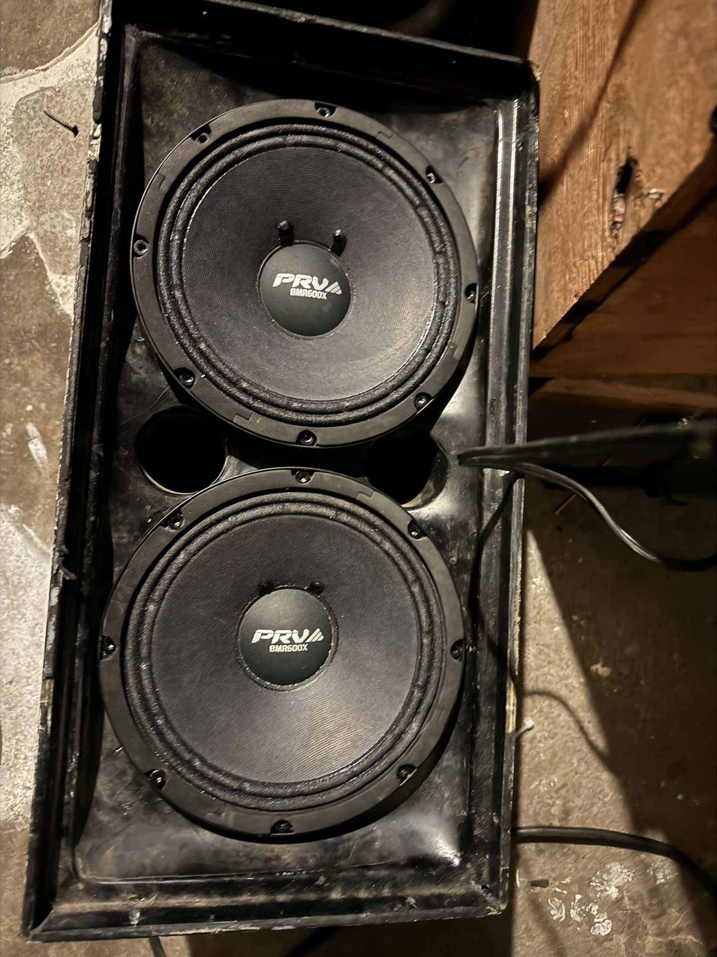 2X Prv 8MR600x in Community box