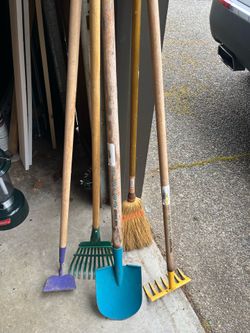 Lawn tools for kids