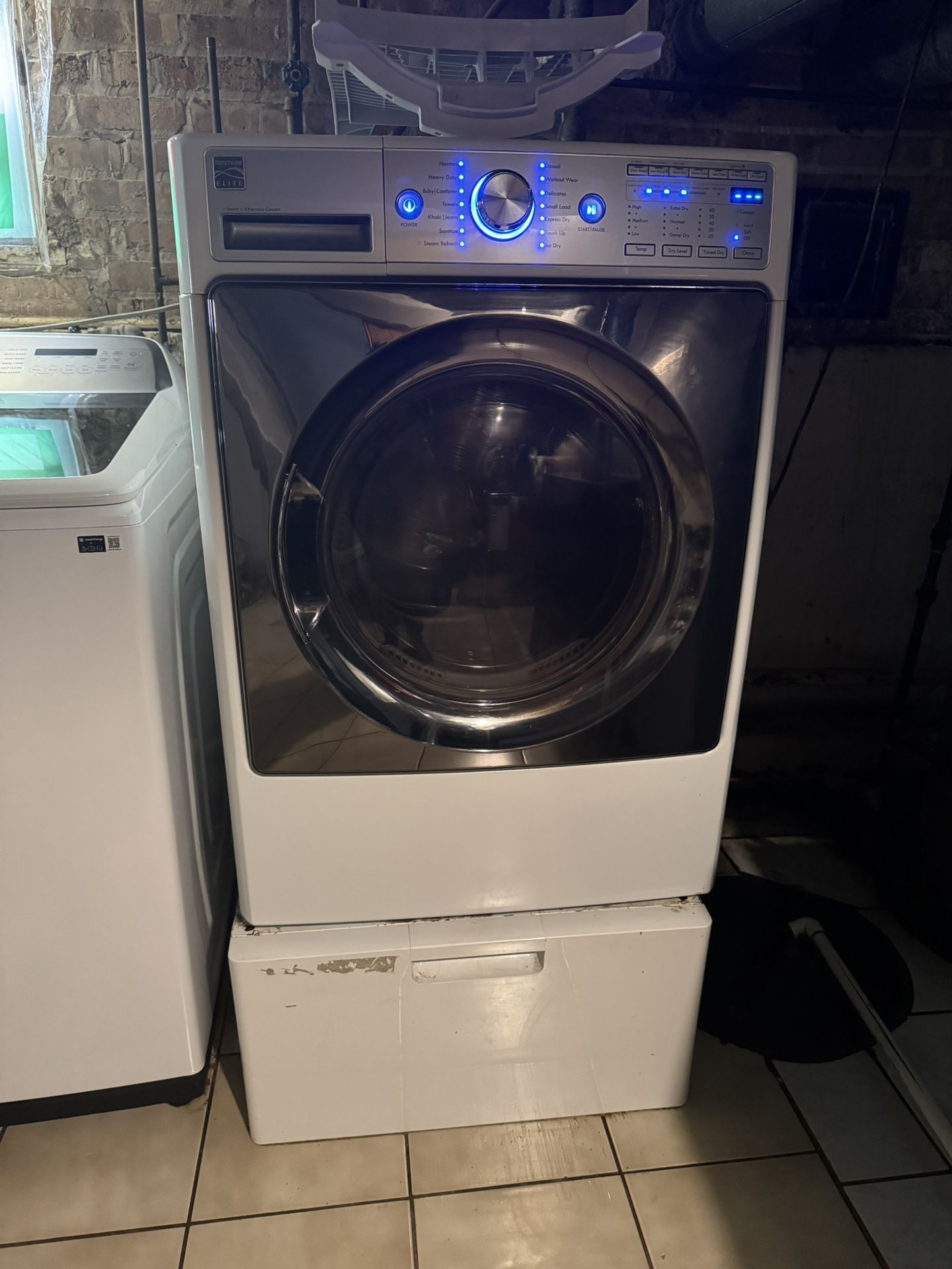 Kenmore Elite steam dryer, 7.4 CU gas dryer with drying rack, see description