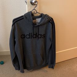 Adidas sweater