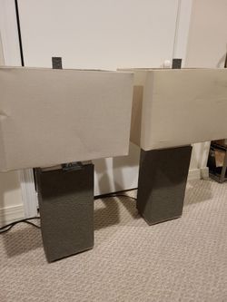 (READ DESCRIPTION)Ashley's Furniture Large Accent Table Lamps