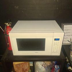Whirlpool Microwave Perfect Condition