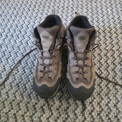 Oboz waterproof mens Hiking boots. Soze 14