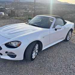 2018 Fiat 124 Spider Lusso 