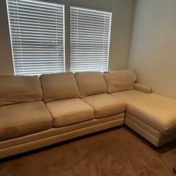 3 Piece Sectional Couch // $Free 