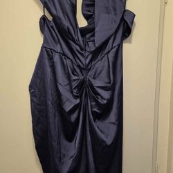 ✨️ STUNNING Navy Satin Formal Dress  - Elegant & Head Turning