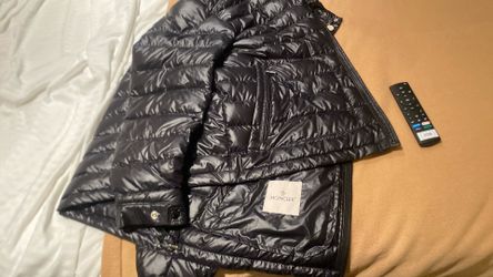 Moncler Levanter black jacket size 5