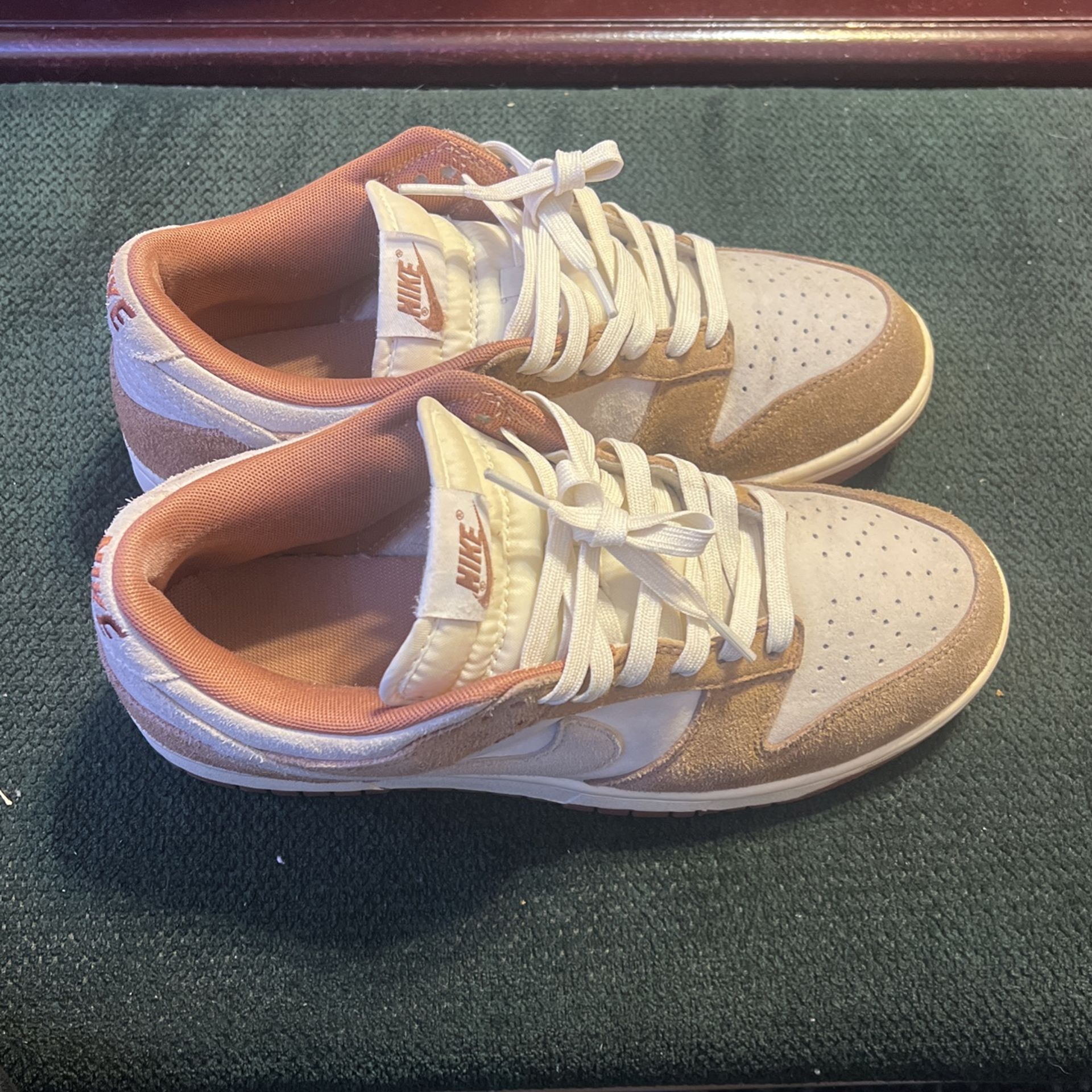 Dunk Low Medium Curry Size 9 (Used) (No Box)