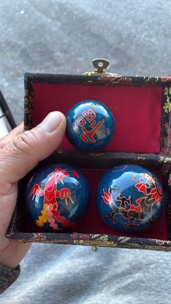 Chinese meditation balls