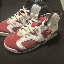 AIR JORDAN 6 RETRO SIZE 7 (GS) 2021