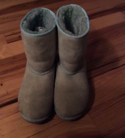 Baby blue ugg boots