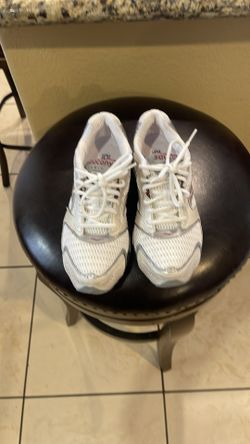 Women’s Saucony Grid C2 Roadster Size 8