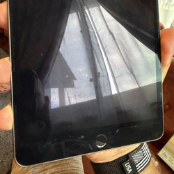 iPad Mini 5th Generation 64gb iPad OS 26 
