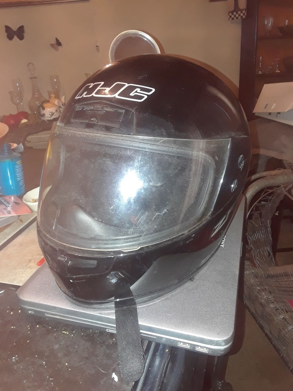 Motorcycle helmet
