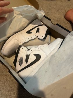 Jordan 1 mid