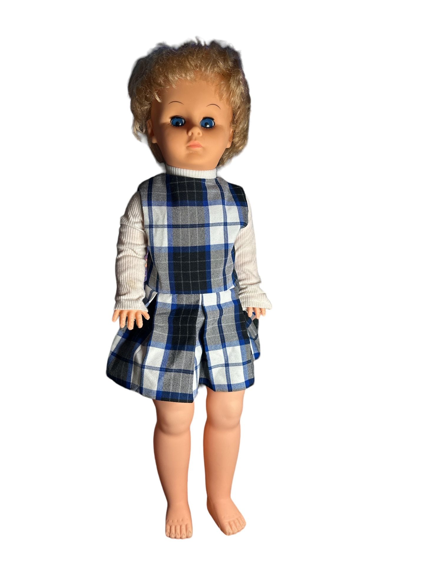 Vintage 23” Hong Kong doll she has the richest blue eyes ever you will fall in love with her she is plastic play doll clothes are not original and no