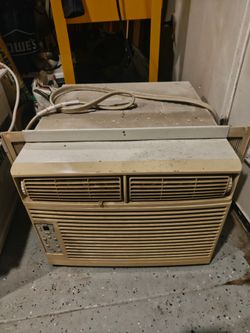 Window AC unit