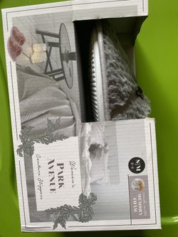 Adult Slippers 
