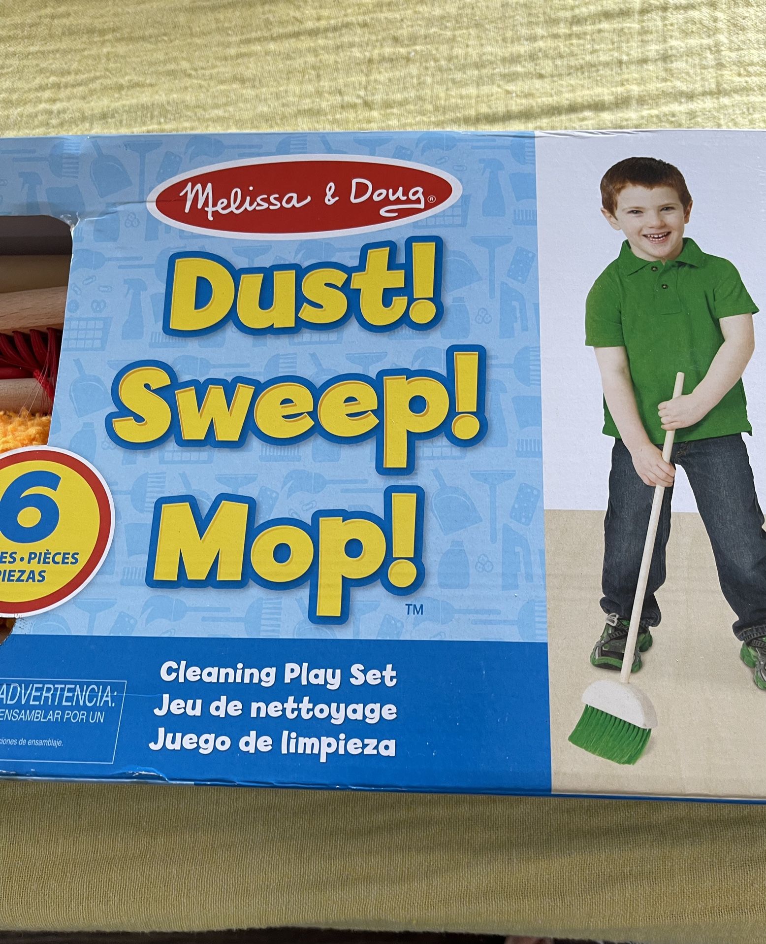 Melissa & Doug Dust Sweep Mop