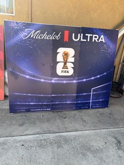 Michelob ultra 5’5”x6” foot sign