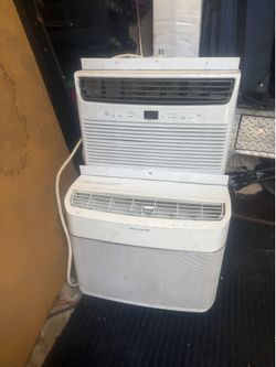 2 frigidaire ACS