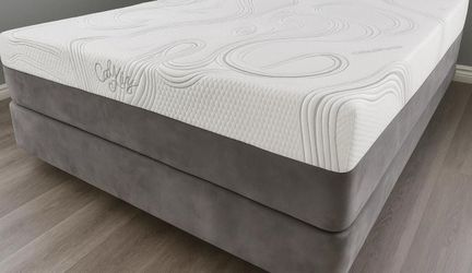Brand new Twin size mattress and box spring with free home delivery 🚚