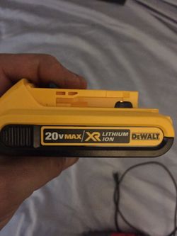 Dewalt 20 v max xr lithium