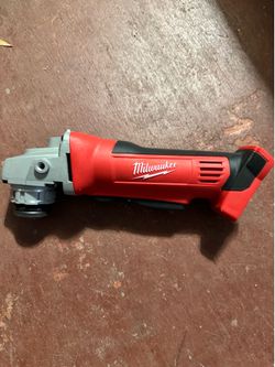 Used Milwaukee grinder no attachment
