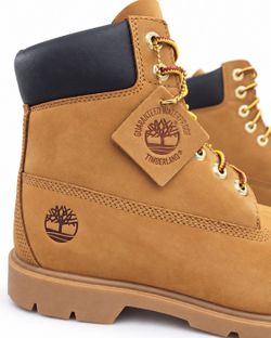 Timberland Classic 6-Inch Waterproof Boots – Men's Size 10.5 – Brand New