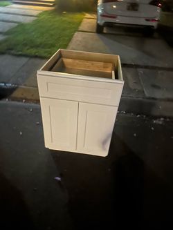 White cabinet