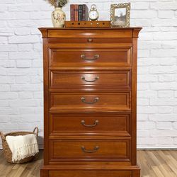 Ethan Allen Medallion Tall Dresser⚡️