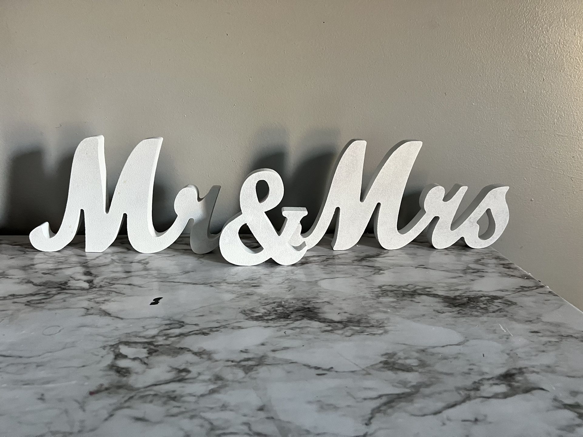 Mr. & Mrs. Sign 