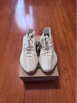 Adidas Yeezy Boost 350 V2 Bone size 10.5