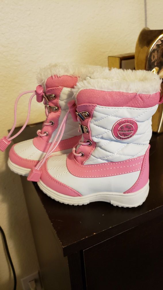 Toddler Girls Snow Boots Size 6