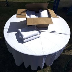 White round tablecloths