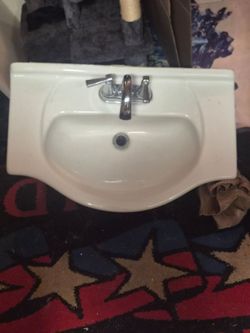 Bathroom sink