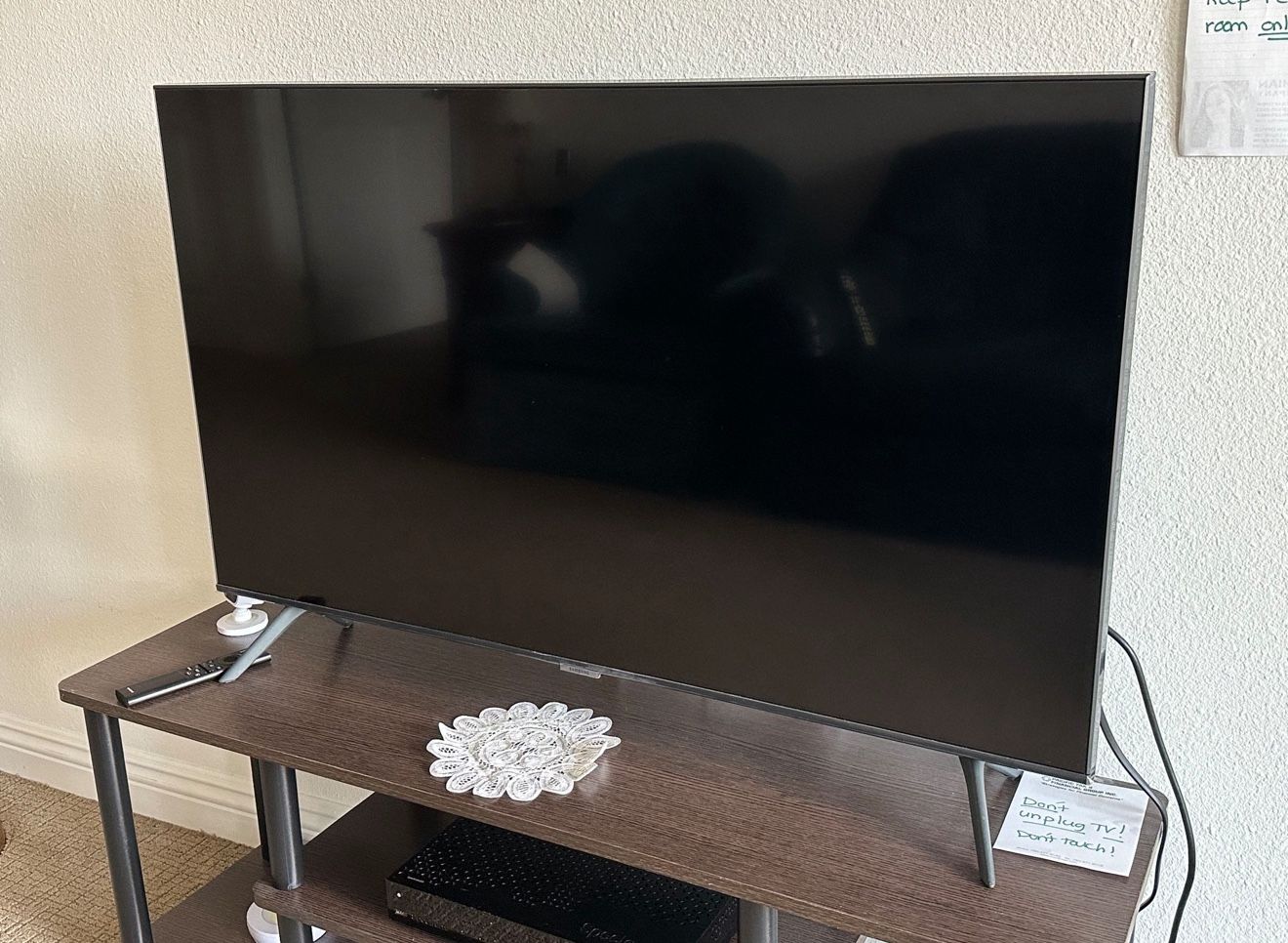 Samsung 4K UHD TV 43” like new
