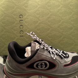 Gucci Run Lace-Up Sneakers Grey