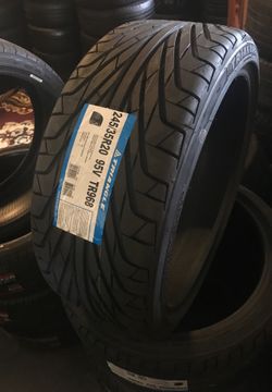 245/35R20