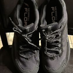 Merrell Woman, Hiking Shoes, Size 9.5