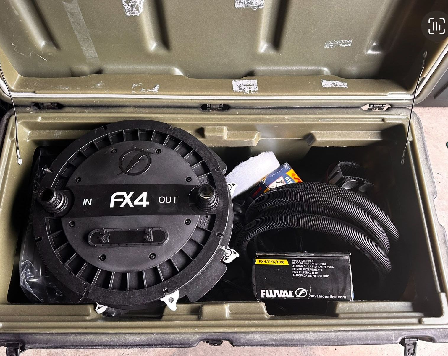 Fluval FX4