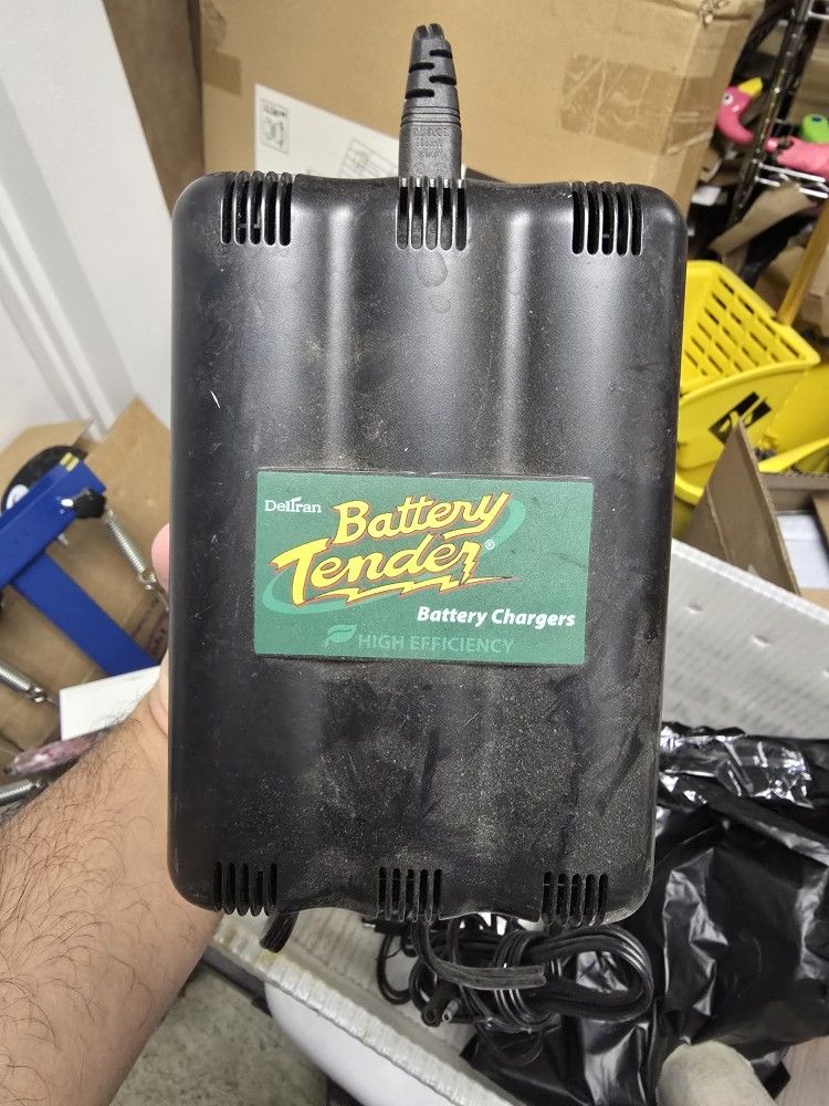 Battery Tender Battery Charger
