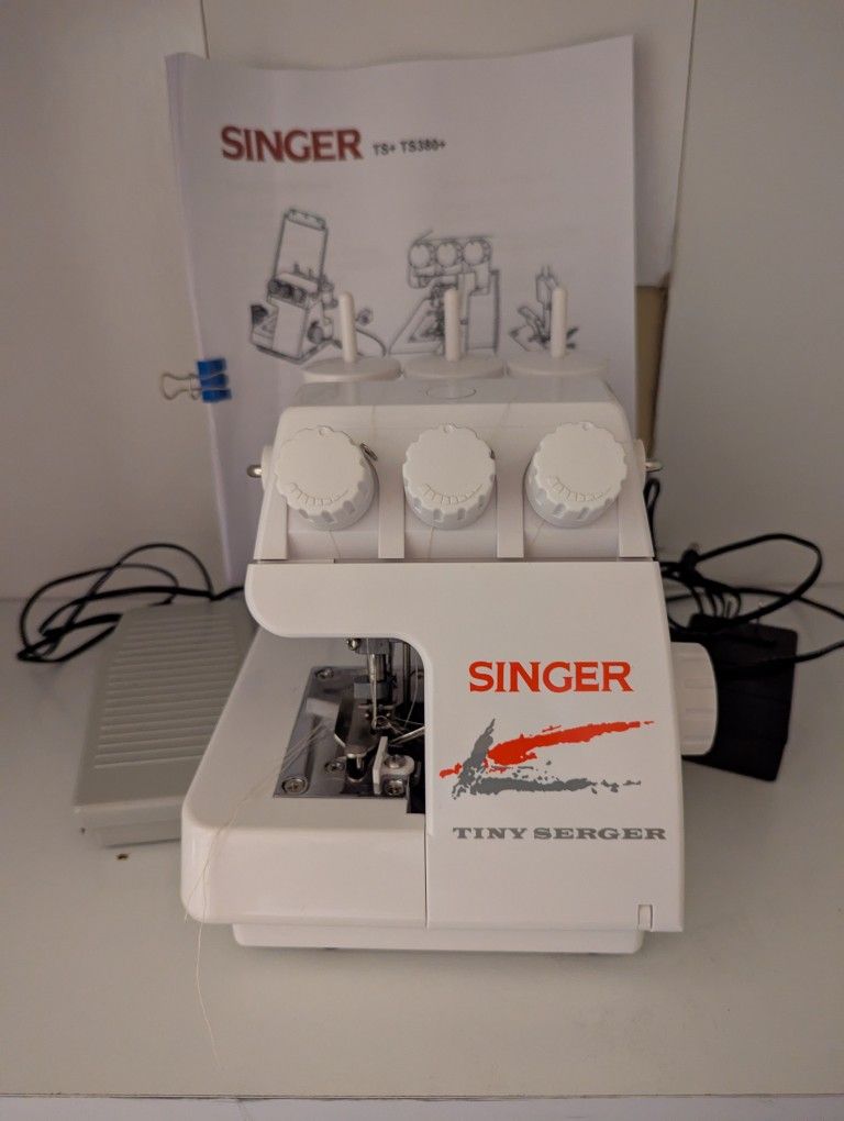 Singer Tiny Serger