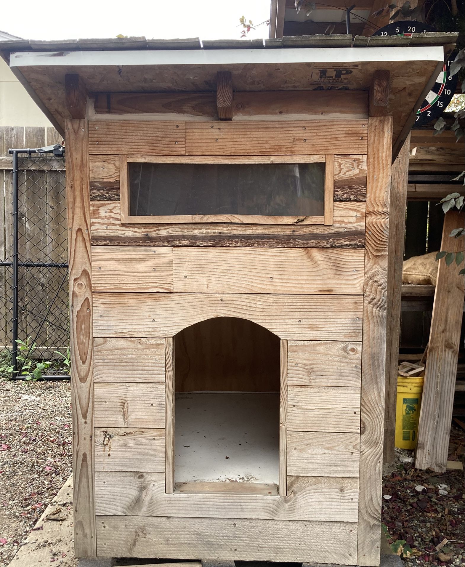 Custom Dog House Large