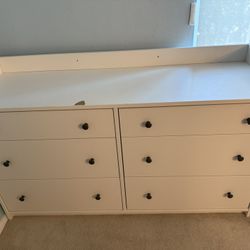 Baby/kids Dresser / Diaper Changing Station 