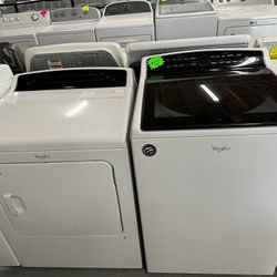 Whirlpool Washer And Dryer Set